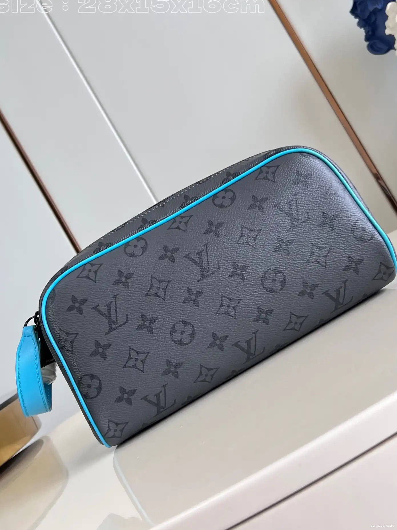 FS CHEAP bag-23*13*12CM KIT LOCKER LOUIS DOPP VUITTON 0606